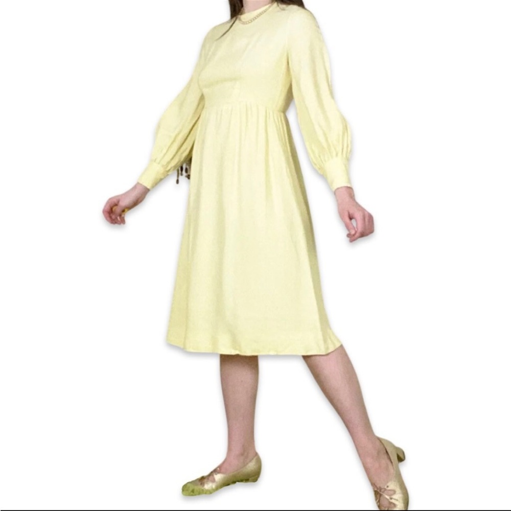 Vintage 1960s Shift Dress